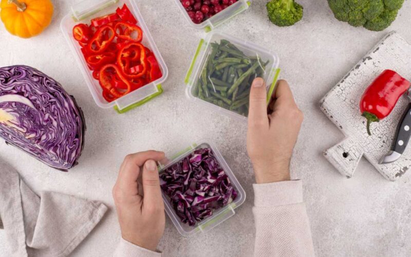 Como a temperatura e organização influenciam na conservação dos alimentos
